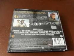 devlerin aşkı vcd  (pc'de denenmiştir)  (elizabeth taylor rock hudson james dean) (edna derber) giant