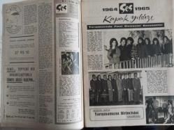 Ses Dergisi - 23 Ocak 1965 - Sayı 4 - Benin Aytan - Ayla Yurdakul - Esen Püsküllü - Selda Alkor - Nahide Özyürek - Memduh Ün - Esin Bilbaşar - Leyla Yazıcı - Çığ Çelen - Dinçer Şentürk - Tunç Okan - Tugay Toksöz - Önal Gürsan - Sühan Baydar - Aydın Gürsan - Sühan Baydar - Aydın Özkaynak - Alhan Evrim - Yusuf Sezgin - Ergun Özgören - Brigitte Bardot - Jeanne Moreau - Louis Malle - Fatma Girik - Ediz Hun - Sophia Loren - Paul Newman - Shirley Ann Field - Rosita Arenas - Margit Ohlsson - Don Jamie - Mora Aragon - Cumartesi Saat Dörtte fotoroman - Sir Alec Guinnes - Hulusi Kentmen - Sami Hazinses - Nebahat Çehre - Aliye Rona - Zühal Üstüntaş - Ülkü Erakalın - Gürel Ünlüsoy - Müfit İlkiz - Ekrem Bora - Frank Sinatra - Elizabeth Taylor - Pervin Par - James Mason - Cengiz Han - Cennette Buluşalım fotoroman - Meral Menderes - Semra Asılyazıcı - Ziya Keskiner - Ahmet Üstel - Altan Karındaş - Cenk Güner - Aziz Nesin - Mahmut Moralı - Muavini Ali Denker fotoğraf ve haberi - Tam Takım Dergi