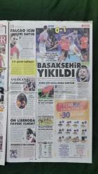 Sözcü Gazete 8 Ağustos 2019 Kaymağını Yabancı Yiyor Zehirini Millet İçiyor,Mehmet Öz,Ahmet Zeki Üçok,Mansur Yavaş,Abdülhamit Gül,Jennifer Lopez,Toni Morrison,Barack Obama,Fernando Muslera,Selçuk İnan,Akhisarspor 0-1 Galatasaray,Galatasaray Süper Kupa Şampiyonu,Radamel Falcao,Mohammed Elneny,Mbaye Diagne,Okan Buruk,Victor Ruiz,Ahmed Musa,Vedat Muriqi,Ünal Karaman,Özge Özpirinççi,Mahmut Tanal,Vladimir Zelenskiy,Hulusi Akar