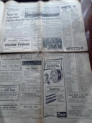 Cumhuriyet Gazetesi - 19 Eylül 1970 - Milli Atlet Cahit Önel'i Kaybettik -  Metin Oktay İngiltere'ye Gidiyor - Birinci Türkiye Ligi İlk Yarı Fikstürü - Ürdün'de Ordu Ağır Basıyor - NATO Casusu Nahit İmre'nin Duruşması 8 Ekim'de - Hükümet İpraş Grevini 30 Gün Erteledi - Alparslan Türkeş Dilencilerin Bir Adada Tecrit Edilmesini Teklif Etti - Milyoner Satvet Lütfi Tozan'ın Hacir Kararı Kaldırıldı - Gülriz Sururi - Öğrenci Liderleri Deniz Gezmiş Ve Cihan Alptekin Tahliye Edildiler