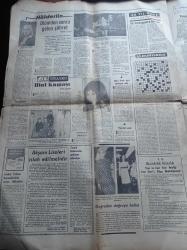 Cumhuriyet Gazetesi - 19 Eylül 1970 - Milli Atlet Cahit Önel'i Kaybettik -  Metin Oktay İngiltere'ye Gidiyor - Birinci Türkiye Ligi İlk Yarı Fikstürü - Ürdün'de Ordu Ağır Basıyor - NATO Casusu Nahit İmre'nin Duruşması 8 Ekim'de - Hükümet İpraş Grevini 30 Gün Erteledi - Alparslan Türkeş Dilencilerin Bir Adada Tecrit Edilmesini Teklif Etti - Milyoner Satvet Lütfi Tozan'ın Hacir Kararı Kaldırıldı - Gülriz Sururi - Öğrenci Liderleri Deniz Gezmiş Ve Cihan Alptekin Tahliye Edildiler