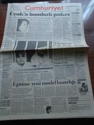 Cumhuriyet Gazetesi - 7 Ekim 1990 - Bahriye Üçok Öldürüldü - Bahriye Üçok'a Bombalı Paket - Erdal İnönü İktidar Görevini Yapsın - Muammer Aksoy Çetin Emeç Turan Dursun'dan Sonra Türbana Karşı Tavrı İle Tanınan Bahriye Üçok'da Suikast Sonucu Öldürüldü - Yeşilçam Jönü Kenan Pars Artık Gazete Bayii - Madenci Dullarını Kapma Savaşı - Trabzonspor Hıncını Fenerbahçe'den Çıkardı