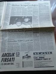 Cumhuriyet Gazetesi - 7 Ekim 1990 - Bahriye Üçok Öldürüldü - Bahriye Üçok'a Bombalı Paket - Erdal İnönü İktidar Görevini Yapsın - Muammer Aksoy Çetin Emeç Turan Dursun'dan Sonra Türbana Karşı Tavrı İle Tanınan Bahriye Üçok'da Suikast Sonucu Öldürüldü - Yeşilçam Jönü Kenan Pars Artık Gazete Bayii - Madenci Dullarını Kapma Savaşı - Trabzonspor Hıncını Fenerbahçe'den Çıkardı
