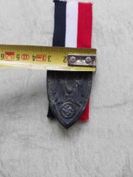 İKİNCİ DÜNYA SAVAŞI ALMANYA ASKERİ  MADALYA.  FOTOĞRAFTAKİ ÜRÜN GÖNDERİLECEKTİR.. İkinci baskıdır.