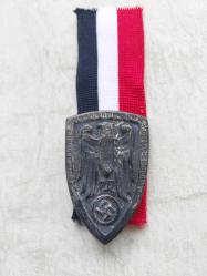 İKİNCİ DÜNYA SAVAŞI ALMANYA ASKERİ  MADALYA.  FOTOĞRAFTAKİ ÜRÜN GÖNDERİLECEKTİR.. İkinci baskıdır.