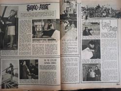 Ses Dergisi - 23 Aralık 1967 - Sayı:52 - Filiz Akın - Nerede O Eski Ramazan Eğlenceleri haberi - Hüseyin Erişen - Nejat Uygur - Ayhan Işık - Sema Özcan - Ediz Hun - Hoover Çamaşır Makinesi Reklamı - Peter Sellers - Blake Edwards - Johnny Hallyday - Özcan Tekgül - Necla İz - Doris Day - Moşe Dayan - Yael Dayan - Asaf Dayan - Pe Re Ja Kolonya Reklamı Posteri - Behiye Aksoy - Sühendan Tek - Lutfullah Sururi - Asaf Çiyiltepe - Güner Sümer - Yusuf Sururi - Bedia Muvahhit - Engin Cezzar - Sadık Şendil - Bülent ORan - Ali Cemali - Kemal İşmen - Cengiz Tacer - Necip Sarıcıoğlu - Nivea Krem Reklamı - Guiliano Gemma - Vasfi Uçaroğlu - Buffalo Springfield - İbrahim Solmaz - Yapı ve Kredi Bankası Reklamı - Hüseyin Peyda - Filiz Akın - Sadri Alışık - AEG Çamaşır Makinesi Reklamı - Tam Takım Dergi