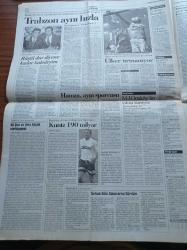Cumhuriyet Gazetesi - 2 Aralık 1995 - Fenerbahçe'nin Tecrübeli Kalecisi Engin İpek Rüştü Reçber Dur Diyene Kadar Kaledeyim - Yaşar Kemal'e Beraat - Talabani Baglaşık Arıyor - Anayasa Mahkemesi Çevre Barajını İptal Etti - Tansu Çiller'in Malvarlığı Beyanı Eksik - DEP Davası Yeniden DGM'de - NATO'nun Yeni Patronu Solana - ANAP'tan Türkiye'ye 3 Boyutlu Bakış - Mesut Yılmaz