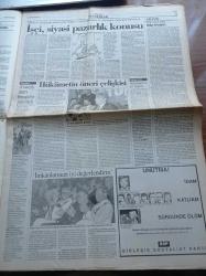 Cumhuriyet Gazetesi - 10 Ekim 1995 - Hakan Şükür Torino'dan Tekrar Galatasaray'a Döndü - Haliç'i Köprü Değil Çamur Birleştiriyor - Türk Polisi Bihaç'a Gidiyor - Genetikçilerin Büyük Başarısı -  Hazar Petrolleri Novorossisk Ve Supsa Limanlarından Eşzamanlı Olarak Geçecek - Nurcuların Önde Gelenlerinden Fethullah Gülen Bir Grup Askerin Muhtıra Hazırlığı İçinde Olduğunu Öne Sürdü