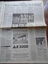 Cumhuriyet Gazetesi - 10 Mayıs 1995 - Tolunay Kafkas Ve Metin Mert Fenerbahçe Yolunda - Boğaziçi'nde Bir Garip Müşfik Kenter - Cuntanın Adaleti İdam - Deniz Gezmiş İçimizdeki Hicran Yarası - Kurban Bayramı - Siyasilere Görüş Yasağı - İşçi Bayrama Grevle Giriyor - Cami İmamı İBDA- C Örgütü Üyesi Çıktı - Süleyman Demirel Türkiye Komplo Karşısında
