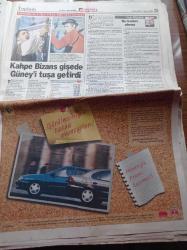 Hürriyet Gazetesi - 5 Nisan 2000 - Nuri Ergin İle Alaattin Çakıcı'yı Ayırdılar - Kahpe Bizans Gişede Yılmaz Güney'i Tuş Etti - Fazilet Partisi Bölündü - Cumhurbaşkanlığı Süleyman Demirel Ya Çankaya Ya Güniz Sokak - Erdal İnönü Aday Değilim - Abdullah Gül - Tansu Çiller - Mesut Yılmaz