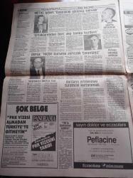 Milliyet Gazetesi - 27 Ekim 1991 -  Fenerbahçe Trabzonspor'u Bombaladı - Rıdvan Dilmen'e Sabah Operasyonu - Süleyman Demirel'den Anayasa Paketi - PKK Ölülerini Yakıyor - Deniz Baykal Telaşa Gerek Yok Hükümet Görüşmelerini SHP'nin Yeni Yönetimi Yürütmeli - Emekli Orgeneral Adnan Ersöz'ün Katili Yakalandı - Dışişleri Bakanlığı'nın Gizli Belgesini Hasan Celal Güzel'e Vermekle Suçlanan Hande Şevkat Mumcu Beraat Etti