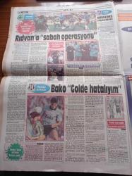 Milliyet Gazetesi - 27 Ekim 1991 -  Fenerbahçe Trabzonspor'u Bombaladı - Rıdvan Dilmen'e Sabah Operasyonu - Süleyman Demirel'den Anayasa Paketi - PKK Ölülerini Yakıyor - Deniz Baykal Telaşa Gerek Yok Hükümet Görüşmelerini SHP'nin Yeni Yönetimi Yürütmeli - Emekli Orgeneral Adnan Ersöz'ün Katili Yakalandı - Dışişleri Bakanlığı'nın Gizli Belgesini Hasan Celal Güzel'e Vermekle Suçlanan Hande Şevkat Mumcu Beraat Etti