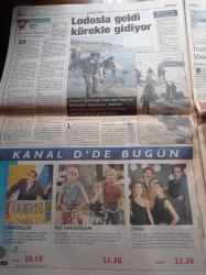 Milliyet Gazetesi - 11 Şubat 2000 - Ali Şen Vefa Küçük'ün Kafasına Rakı Bardağı Koymuştu Bu Görüntü Seçim  Malzemesi Oldu - Devşirme Oyuncular İstiklal Marşı Bilmiyor Bizi Temsil Ediyor - Billur Kalkavan Striptiz Yaptı Olay Oldu - Orhan Gencebay'a Tatsız Sürpriz - Vali Salih Şarman Bin Kişilik Özel Taburu Tansu Çiller'in Emriyle Ben Kurdum - Vali Salih Şarman Gidince Özel Tabur Dağıldı - Tansu Çiller 600'ü Kayıp Batman Silahları İle Net Cevap Veremedi