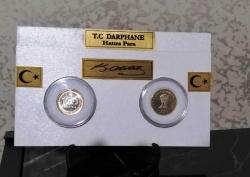 Cumhuriyetimizin Kuruluşunun 100. Yıl Anısına (Tedavül) Hatıra Parası 5 Lira ve Büyük Taarruz'un 100. Yılı Hatıra Parası 1 Lira Özel Kitli (ayaklığı ile birlikte gönderilecektir)
