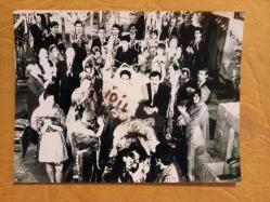 TÜRKAN ŞORAY'IN TIPKI BASIM FOTOĞRAFI - 20 x 15 cm EBADINDA - FOTOĞRAF KAĞIDINA BASKI, TANJU GÜRSU İLE