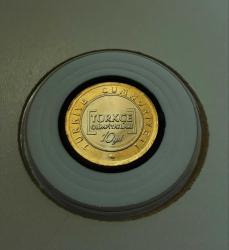 SAYIŞTAY VE TÜRKÇE OLİMPİYATLARI HATIRA PARA ÇİL AHŞAP STANDINDA / 1017