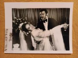 Efemera - TÜRKAN ŞORAY'IN TIPKI BASIM FOTOĞRAFI - 20 x 15 cm EBADINDA - FOTOĞRAF KAĞIDINA BASKI, KARTAL TİBET İLE - kitantik - kitaLog