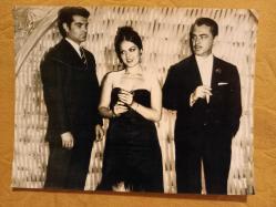 TÜRKAN ŞORAY'IN TIPKI BASIM FOTOĞRAFI - 20 x 15 cm EBADINDA - FOTOĞRAF KAĞIDINA BASKI, MURAT SOYDAN ve MUZAFFER TEMA İLE