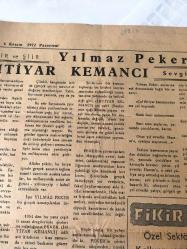 Ferman Kültürel İktısadi Siyasi Hür  Gazete   - 6 Kasım 1972 Bumudur  Basın Hürriyeti -Köylü  vatandaş , ısınmak için bahçesindeki Meyve  ağaçlarını  keserek  ısınıyor  -Atatürk ' ün  34. ncü  Ölüm  Yılı  Anma  Programı  -Düzce haber 5 Yaşında - Yılmaz  Peker  ve İhtıyar Kemancı  -Fikir Köşesi - Şiir Köşesi -Düzcespor : 2 -Eyüp Gençlik : 0