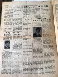 Ferman Kültürel İktısadi Siyasi Hür  Gazete  22 Eylül 1975  Düzce yerel,taşra basını-Fiskobirlik Alım Merkezlerine mi Satılıyor -Yerlere ve duvarlara yazı  yazanlar hapsedilecekler  Anadolu Basını Bursa Bölge toplantısında konuşan Basın-Yayın  genel müdür vekili  Doğan  Kasaroğlu   1934 'ün düdüğüyle 1975 te  hırsız kovalıyorsunuz  dedi-  Düzce Askerlık Şubesıne bir ( bay) memur alınacak  -Köylerdeki Eğitim Sorunu   -Sanat ve Edebiyat - Düzcespor Çarşamba günü rakip  sahada Kastamonu spor ile oynayacak