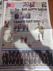 Milliyet Gazetesi - 6 Nisan 1996 - Fenerbahçe'de Aykut Kocaman Sesleri - Ayda 100 Trilyon Açık Veren 1996 Mali Yılı Bütçesi Korkutuyor - Mesut Yılmaz Mit Müsteşarı Değişecek - Doğru Yol Partisi Lideri Tansu Çiller'den Kongre Resti - Kadın İsa - Küçük Caniye Kadın İsyanı - Nobel Ödüllü Sapık Doktor Gajdusek - Suriye'de Tehlikeli Oyun - Çeçenistan'a Atom Mu Atıldı