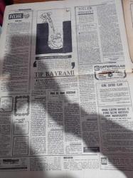 Milliyet Gazetesi - 15 Mart 1971 - Cumhurbaşkanı Cevdet Sunay Liderleriyle 25 Dakika Konuştu Ve Çarşambaya Kadar Görüşlerini İstedi - Silahlı Kuvvetler Alarmda - Komutanların Muhtırası Üzerine İstifa Eden Süleyman Demirel Adalet Partisi Genel Başkanı Olarak Toplantıya Katılmadı - Dünya Gazetesi Amerikan Konsolosluğu Ve Bankasına Bomba Atıldı - Genelkurmay Başkanı Orgeneral Memduh Tağmaç-  Büyük Fırtına Yarın Akşam Kopacak Ya Cemal Kamacı Ya Da Roque Avrupa Şampiyonu Olacak - Galatasaray Beşiktaş'tan Zor Kurtuldu - Cihat Arman - Can Bartu - Şükrü Gülesin