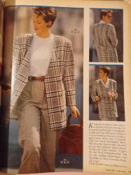 Burda Moda Kadın Dergisi 8 Ağustos 1989 etekler,bluzlar,kazaklar ,çocuk kıyafetleri ,elbiseler,pantolonlar,Almanca türkçe açıklamalı patronları vardir .