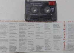 YONCA EVCİMİK'İN KASETİ GÜNAHA DAVET İSİMLİ NOSTALJİ ORİJİNAL FOTOĞRAFLARI İLE MUHTEŞEM NADİRDİR