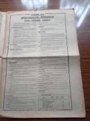 Milliyet Üniversite Gazetesi  60'lı Yıllar - Üniversite Giriş Sınavı Sonuçları Dün Açıklandı - Ankara Üniversitesine Girenler - Dil Tarih Coğrafya - Memleketimizin İlk Özel Yüksek Öğretim Muessesi İktisadi Ve Ticari İlimler Yüksek Okulu - İstanbul Kimya Mühendisliği Özel Yüksek Okulu - İlahiyat - Tıp - Ziraat- 3 Vitaminli Arı Mama - Falih Rıfkı Atay Pazar Konuşmaları - Dünya Gençliğinin Sesi Müzik Sevenlerin Neşesi 1966 Sahibinin Sesi Plaklarında