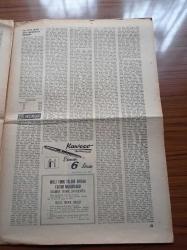 Milliyet Üniversite Gazetesi  60'lı Yıllar - Üniversite Giriş Sınavı Sonuçları Dün Açıklandı - Ankara Üniversitesine Girenler - Dil Tarih Coğrafya - Memleketimizin İlk Özel Yüksek Öğretim Muessesi İktisadi Ve Ticari İlimler Yüksek Okulu - İstanbul Kimya Mühendisliği Özel Yüksek Okulu - İlahiyat - Tıp - Ziraat- 3 Vitaminli Arı Mama - Falih Rıfkı Atay Pazar Konuşmaları - Dünya Gençliğinin Sesi Müzik Sevenlerin Neşesi 1966 Sahibinin Sesi Plaklarında