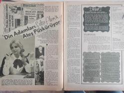 Ses Dergisi - 15 Şubat 1969 - Sayı:8 - Filiz Akın - Kartal Tibet - Cüneyt Arkın -Fecri Ebcioğlu - Rüçhan Adlı - Türkan Şoray - Zeki Müren - Göksel Arsoy - Patrick Gilles - Metin Yavuzdoğan - Göksel Arsoy - Sacha Distel - Berkant - Gökçen Akgürgen - Rita Pavone - Andriano Celentano - Patty Pravo - Kartal Tibet - John Strauss - Ursula Andrews - Semiramis Pekkan - Jeanete Mac Donald - Cary Grant - Sharon Tate - Maria Cellas - Chelo Alonso - Sema Özcan - İnci Bolcan - Frank Sinatra - Richard Harris - Muhtar Kocataş - Halit Açatepe - Altan Karındaş - Mehmet Keskinoğlu - Zeynep Şenyılmaz - Gülyüz Tolga - Ahmet Demir - Suna Artun - Boris Karloff - Suavi Sonar - İva Zanicchi - Sergio Endrigo - Little Tony - Maurice Chevalier - Un Sorriso - Ayla Tayman - Erol Büyükburç - Mick Jagger - Michele Breton - Tanju Gürsu - İzzet Günay - Yapı ve Kredi Bankası Reklamı - Tam Takım Dergi