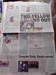 Vatan Kitap Gazetesi - 15 Aralık 2006 - David Beckham Madrid'de Rıdvan Dilmen'le Reklam Filminde Oynayacak - Aziz Yıldırım'a Bir Yıl Hak Mahremiyeti - Yatacak Yerin Yok Sefa Sirmen Bey - Emniyet Eski Genel Müdürü Necati Bilican'ın Oğlu Murat Bilican'ın Aldığı Çürük Raporu Geçerliliğini Yitirdi - Türkiye Laik Kalsın %88 - Atlantic Records'un Sahibi Ahmet Ertegün Öldü - THY Apronda Deve Kesti Dünyada Alay Konusu Oldu - Ürdün'de İşler Değişti Uzanlar Dubai'ye Geçti