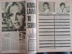 Ses Dergisi - 21 Kasım 1970 - Sayı:47 - Hülya Koçyiğit - Kartal Tibet - Belgin Doruk - İrfan Ünal - Özdemir Birsel - Vecihe Deryal - Selma Güneri - Ömer Şerif - Barbra Streisand - Anouk Aimee - John Frankenheimer - Orhan Aksoy - Melih Sertesen - Peter Sellers - Britt Ekland - Yılmaz Güney - Cüneyt Arkın - Vita Margarin Reklamı - Hülya Darcan - Engin Çağlar - Necip Divitçioğlu - Oktay Aksoy - Bülent Oran - Nurhan Damcıoğlu - Kartal Tibet - Sema Özcan - Fatma Girik - Sezer Güvenirgil - Cilalı İbo - Yapı ve Kredi Bankası Reklamı - Ay Yıldız Sütyen Reklamı - Osman Seden - Kazım Kartal - Feridun Karakaya - Ergün Rone - Tam Takım Dergi