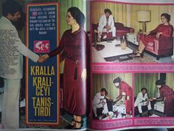 Ses Dergisi - 22 Mayıs 1971 - Sayı:21 - Türkan Şoray -Yılmaz Güney - Münevver Yılmazcan - Hülya Göçmenoğlu - Bahar Erdeniz - Vasfi Rıza Zobu - Asuman Tuğberk - Aydan Adan - Halit Kıvanç - Haldun Taner - Nur Alpan - Semra Karaca - Ceyda Karahan - Tuna Kargılı - Gül Dinçer - Nur Alpan - Verda Erman - Ali MacGraw - Ryan O'Neal - Hülya Darcan - Tanju Korel - Ömer Şerif - Catherine Deneuve - Juliette Greco - Zeki Müren - Yalçın Say - Salih Dizer - Dean Martin - Erol Büyükburç - Oksal Pekmezoğlu - Arzu Okay - Uğur Güçlü - Şule Özgür - Nigar Uluerer - Fatoş Güney - Mick Jagger - Natalie Delon - Roger Vadim - Barış Manço - Fuat Güner - Aziz Ahmet - Elvis Presley - Lux Sabun Reklamı - Omo Deterjan Reklamı - Orhon Arıburnu - James Cagney - Dorothy Lamour - Ali Taygun - Meral Taygun - Fatma Karanfil Posteri - Tam Takım Dergi