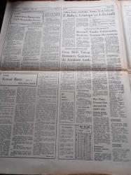 Yeni Ortam Gazetesi - 23 Aralık 1973 - Devlet Tiyatrosu Unesco Haftasına Kahvede Şenlik Var İle Katılacak - Fenerbahçe Göztepe'yi Yendi - Mersin İdmanyurdu Galatasaray - Sabahattin Ali Üzerine Notlar - Henry Kissinger Her Yerde O Var - Siyasi Kulislerde Bülent Ecevit'e Yeniden Görev Verileceği Söyleniyor - Başbakan Naim Talu - Mümtaz Soysal Dün 5. Kez Yargılandı - Enerji Darlığından TV Yayınları Yarım Saat Geç Başlayacak