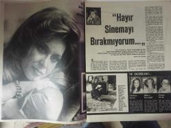 Ses Dergisi - 6 Nisan 1974 - Sayı:15 - Necla Nazır - Türkan Şoray - Yasin Özdenak - Şükran Güngör - Yıldız Kenter - Zeki Müren - Gönül Yazar - Behzat Şenyıldız - Filiz Akın - Hülya Koçyiğit - Fatma Girik - Faruk Bayülkem - Osman Öztürk - Cemal Çalışır - Bahattin Özyurt - Sezil Ekin - Füsun Özben - Neslihan Yargıcı - Aydan Adan - Neslihan Danışman - İnci Günay - Raquel Welch - Donald Sutherland - Yasin Özdenak - Hüsam Çelebi - Rauf Ulukurt - Fikret Hakan - Müjdat Gezen - Yalçın Gülhan - Mobil Motor Yağı - Edip Akbayram - Nilüfer - David Bowie - Ajda PEkkan - Cem Karaca - Marion Maerz - Muazzez Abacı - Taner Şener - Zeki Müren - Esin Engin - Ankara Gazoz Reklamı - Aytaç Arman - Vural Cantürk - Nurhan Damcıoğlu - Sophia Loren - Nilüfer Koçyiğit - Yapı ve Kredi Bankası Reklamı - Tam Takım Dergi