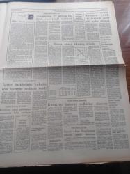 Yeni Ortam Gazetesi - 14 Şubat 1973 - Kemal Bisalman - Emil Galip Sandalcı - Tektaş Ağaoğlu - Oya Baydar - Necati Cumalı - Gönül Ülkü Gazanfer Özcan Tiyatrosu - McCarthy'izm - 1950'li Yıllarda Amerikan Halkını Saran Büyük Korku - Türk İş Genel Sekreteri Halil Tunç Vergi Kaçıran Özel Sektörü Ağır Dille Suçladı - Amerika Doları Dün Yüzde 10 Oranında Devalue Edildi - DİSK Genel Grev Hakkı Tanınmalıdır- Orhan Kabibay