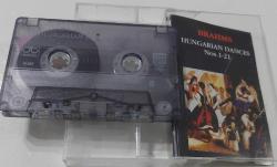 BRAHMS'IN HUNGARIAN DANCES NOS.1-21 İSİMLİ KASETİ NOSTALJİ ORİJİNAL FOTOĞRAFLARI İLE MUHTEŞEM NADİRDİR