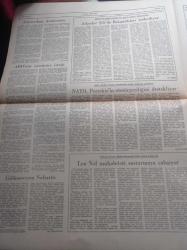 Yeni Ortam Gazetesi - 3 Nisan 1973 -  Tarık Dursun K - Emil Galip Sandalcı - İlhami Soysal - Kemal Bisalman - Mustafa Ekmekçi - Selahattin Hilav - Hasan İzzettin Dinamo - Murat Can - Yücel Kıyılı - Picasso - Ülkü Tamer - Harbiye Tiyatrosu - Amerikan Askerleri Vietnam'ı Terk Etti - Adalet Partisi Cumhurbaşkanı Adayı Olarak Şimdi De Memduh Tağmaç'ı Devreye Sokmağa Hazırlanıyor - Bülent Ecevit - Ferruh Bozbeyli- Henry Kissinger Capkinlığa Devam Ediyor