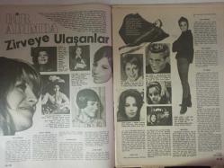 Ses Haftalık Aktüalite Sinema Tiyatro Müzik ve Gençlik Mecmuası Dergisi - 16 Mayıs 1970 - Sayı:20 - Süha Ediboğlu - Tamer Yiğit - Hülya Koçyiğit - Esen Püsküllü - Esma Teker - Şevket Rado - Tamer Yiğit - Rita Hayworth - Jennifer Jones - Barbra Streisand - Julie Christie - Mia Farrow - James Dean - Leslie Caron - James Stewart - Audrey Hepburn - Charles Bronson - Lux Sabun Reklamı - Selda Alkor - Zeynep Değirmencioğlu - Hulki Saner - Fatma Karanfil - Nurten İnnap - Mine Mutlu - Rock Hudson - Durul Gence - İnger Stevens - Mahmut Tezcan - İzzet Günay - Hülya Tuğlu - Ece Cansel - Şefik Doğen - Temel Gürsu - Çetin İnanç - Savaş Eşici - Esen Püsküllü - Engin Çağlar - Tijen Par - Cahit Irgat - Salim Dündar - Münir Özkul - Murat Soydan - Mine Mutlu - Elvan Gazoz Reklamı - İva Zanicchi - Başar Tamer - Sheila - Bilal İnci - Erol Keskin - Erol Taş - Hayati Hamzaoğlu - Emel Sayın - 7 Gün İçecek Reklamı - Dergi Tam Değildir Sadece 22 Sayfası Mevcuttur