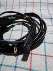 HDMI KABLO ve TEYP POWER KABLOSU İKİSİ BİR ARADA. TEK FİYAT İKİ KABLO.