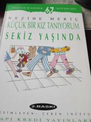 İmzalı Küçük Bir Kız Tanıyorum 8 Yaşında