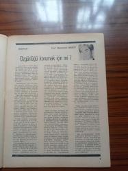Yeni Ortam Gazetesi - 5 12 Temmuz 1971 - Yavuz Kişi Adalet Huzuruna Çıkmalı - Aydın Engin - Profesör Muammer Aksoy - Sadi Koçaş Ve Süleyman Demirel Söz Düellosu - Kemal Bisalman - Nihat Erim - İsmet İnönü - Fırat Barajları Üstüne Döndürülen Oyunlar - Özer Derbil Oklar Üstünde - Alev Soysal Ve Gülsüm Toker - Profesör Mümtaz Sosyal Ve TRT Yöneticileri Sıkıyönetimde Yargılanıyor - Vietnam Arşivinin Hikayesi - 3 Rus Kozmonotu Uzayda Can Verdi - Devlet Sanatçısı Unvanı Tepki Yarattı - Rauf Mutluay - Nuri İyem