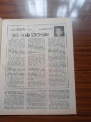 Yeni Ortam Gazetesi - 12 19 Temmuz 1971 - Atilla Karaosmanoğlu Kabinenin Afacan Çocuğu - Profesör Muammer Aksoy - Kemal Bisalman - Jean Paul Sartre Yargılanıyor - Anayasa Tartışması Genelkurmay'a Sıçradı - Uğur Mumcu - Mısır Petrolü Büyük Tartışmaya Yol Açtı - İlhan Selçuk ve Oktay Kurtböke - TRT'ye Özerklik Fazla Mı - Nimet Arzık- Fare Laboratuarına Atılan Doçent Osman Nuri Koçtürk Kalp Krizi Geçirdi