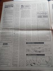 Ortadoğu Gazetesi - 15 Mayıs 1974 - İrfan Atagün -  Şampiyon Kulüpler Kupası Finali Bayern Münih Atletico Madrid - İtalya'nın Dünya Kupası Kadrosu Açıklandı - Gümrük Ve Tekel Bakanı Mahmut Türkmenoğlu - Zeynep Kamil Hastanesi Yardımlaşma Derneği Yüzüğü - Evliya Çelebi Seyahatnamesi - Alev Arık - Necmettin Hacıeminoğlu - Ahmet Guner- Amerika'nın Haşhaş Ekimi Kararından Vazgeçmesi İstendi - Genel Af Kanunu Kesinleşti En Kısa Zamanda Tahliyelere Başlanıyor - Reha Poroy - Uçaklara Sabotaj Hazırlayan 4 Türk Almanya'da Yakalandı - Halk Kurtuluş Ordusu Davası