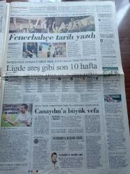 Cumhuriyet Gazetesi - 12 Mart 2010 -  Yaşar Kemal Turhan Selçuk'ta İnsanlık Ağlarken Gülendir - 4 Bin Yıllık Beyinleri Bor Korumuş - Keçi İki Kişiyi Vurdu - Fenerbahçe Voleybol Takımı Tarih Yazdı - Recep Tayyip Erdoğan Deprem Bölgesinde - ABD Dışişleri Bakanı Hillary Clinton - Turhan Selçuk'u Yitirdik - Komutanlar Poyrazköy'de - Mandela Ve Atatürk