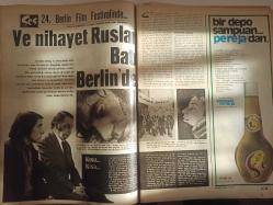 Ses Haftalık Aktüalite Sinema Tiyatro Müzik ve Gençlik Mecmuası Dergisi - 6 Temmuz 1974 - Sayı:28 - Kadir İnanır - David Janssen - Gülşen Bubikoğlu - Filiz Akın - Türker İnanoğlu - Jack Lemmon - Ayşen Cansev - Rock Hudson - Fatma Girik - Hülya Koçyiğit - Şen Kadeşler - Guyle Hunnicut - Jacqueline Bisset - Philippe Noiret - Red Skelton - Pe Re Ja Kolonya Reklamı - Richard Burton - Elizabeth Taylor - Figen Özkan - Necla Nazır - Nivea Krem Reklamı - Avni Dilligil - Selçuk Ural - Zeki Müren - Johnny Hallyday - Zahir Güvemli - Nüvit Özdoğru - Burçin Oraloğlu - Doğan Bavli - Hunca Tuvalet Spreyi Reklamı - Seyyal Taner - Kemal Tamer - Yıldız Alpar - Ebru Sabun Reklamı - Tam Takım Dergi