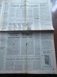 Cumhuriyet Gazetesi - 28 Mart 2003 - AKP Hükümeti Savaşı Fırsat Bildi Kadrolaşmayı Arttırdı - ABD Irak'ta Aslan Payını Bırakmıyor İngiltere Kızgın Rusya Ve Fransa Panikte - İstanbul'da 7 Bin Kişi Irak'ta Savaşa Hayır Yürüyüşü Yaptı - Deniz Gezmiş - Harun Karadeniz - Sony'nin Ürettiği Robot Konuşuyor Şarkı Söylüyor Dans Ediyor - Mediha Uçan 67 Yaşında Usta Gemici Oldu