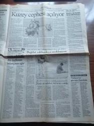 Cumhuriyet Gazetesi - 28 Mart 2003 - AKP Hükümeti Savaşı Fırsat Bildi Kadrolaşmayı Arttırdı - ABD Irak'ta Aslan Payını Bırakmıyor İngiltere Kızgın Rusya Ve Fransa Panikte - İstanbul'da 7 Bin Kişi Irak'ta Savaşa Hayır Yürüyüşü Yaptı - Deniz Gezmiş - Harun Karadeniz - Sony'nin Ürettiği Robot Konuşuyor Şarkı Söylüyor Dans Ediyor - Mediha Uçan 67 Yaşında Usta Gemici Oldu