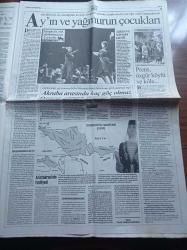 Cumhuriyet Gazetesi - 22 Mayıs 2003 - Sürgünün 139. Yılında Çerkesler Yazı Dizisi - Futbolumuzda Yabancı Kavgası - Galatasaraylı Ârif Erdem'den Centilmenlik Mesajı - 3. Uluslararası Akdeniz Karikatür Yarışması - Uludağ'da Tarikat Villaları - Neşter Operasyonu İddianamesi - Yeni Cumhuriyet Başsavcısı Nuri Ok Dokunulmazlıklar Sınırlandırılmalı - Nuri Bilge Ceylan'ın Uzak Filmi Cannes'da Ödüle Yakın - Sözde Ermeni Soykırımı - Bush Savaş İçin Halkını Kandırdı